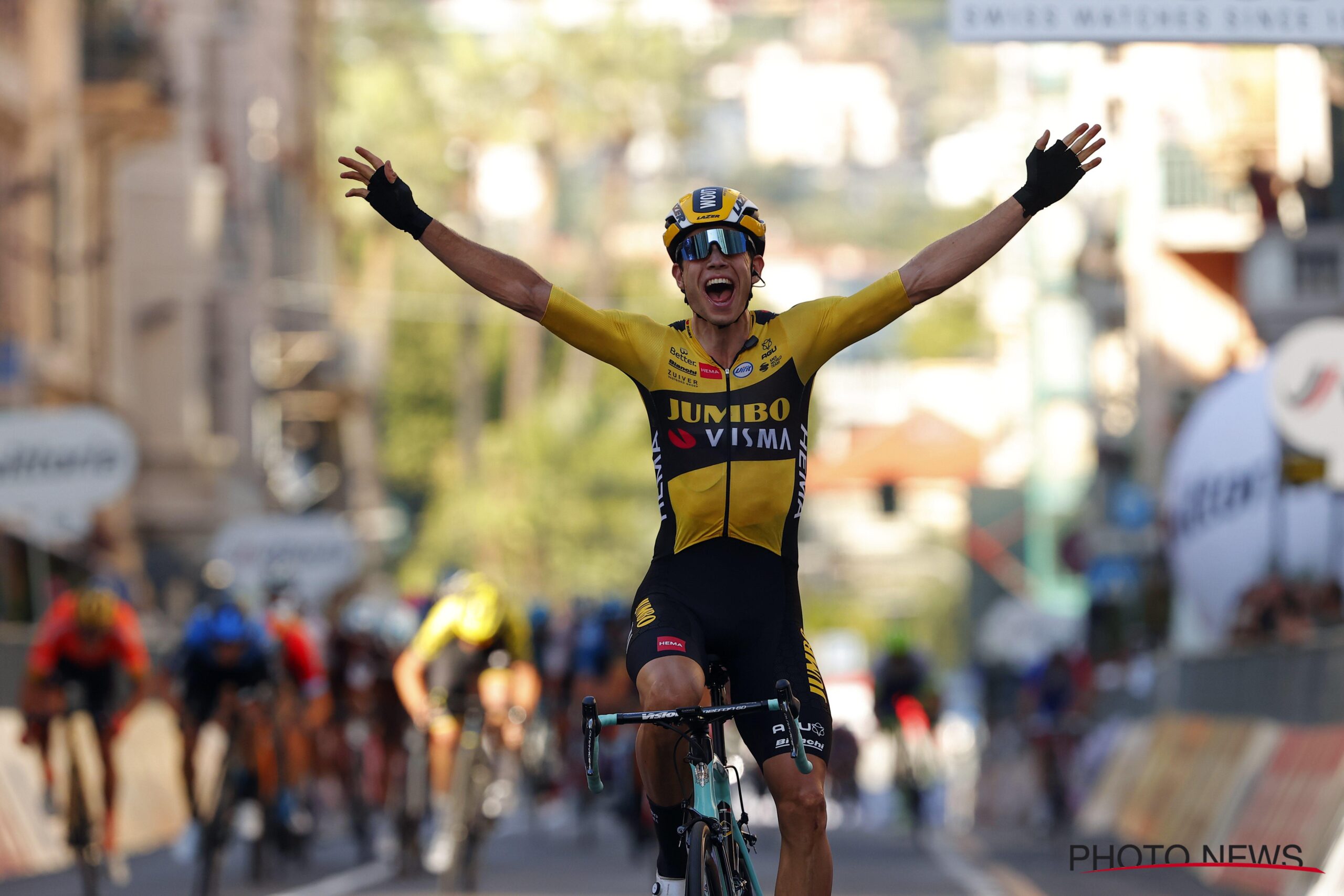 Wout Van Aert wint Milaan-San Remo - Sport 24/7